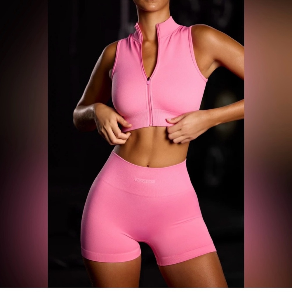 Pink Sleeveless Zip-Up Women's Top